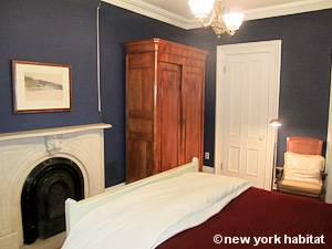 New York Bed And Breakfast: 4 Bedroom Triplex Apartment Rental In ...