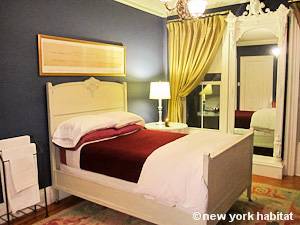 New York Bed And Breakfast: 4 Bedroom Triplex Apartment Rental In ...