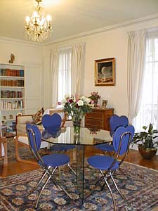 Paris 2 Bedroom apartment - living room (PA-1131) photo 3 of 7