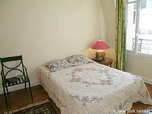 Paris 2 Bedroom apartment - bedroom 1 (PA-2401) photo 3 of 4