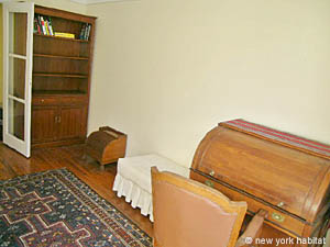 Paris 2 Bedroom apartment - bedroom 2 (PA-2401) photo 6 of 6