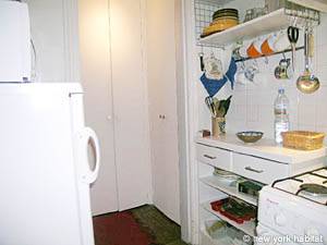 Paris 2 Bedroom apartment - kitchen (PA-3653) photo 4 of 4