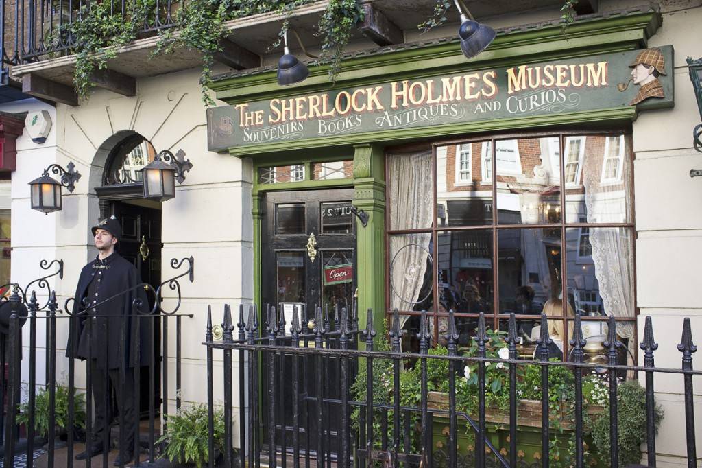 The Best Ways To Spend A Long Weekend Trip To London New York Habitat   Sherlock Holmes Museum Baker Street Arthur Conan Doyle London Detective Mystery 1024x682 