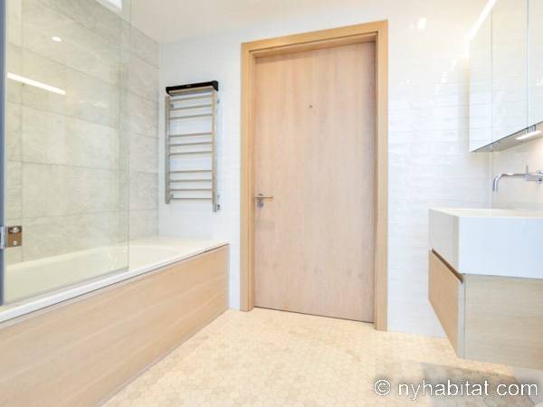 Salle de bain 2 - Photo 1 sur 3