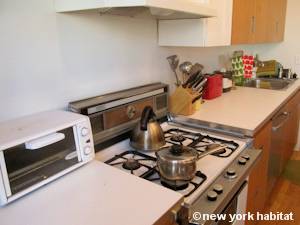 Kitchen - Photo 2 of 4