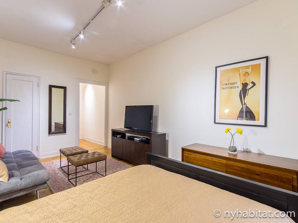 New York Apartment: Studio Apartment Rental in Upper East Side (NY-15404)