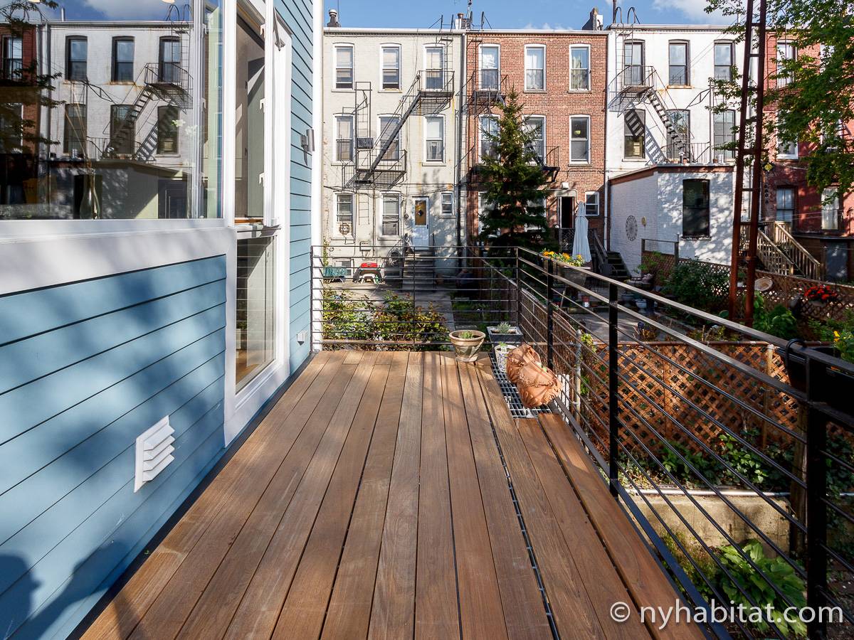 New York Accommodation: 3 Bedroom Triplex Apartment Rental ...