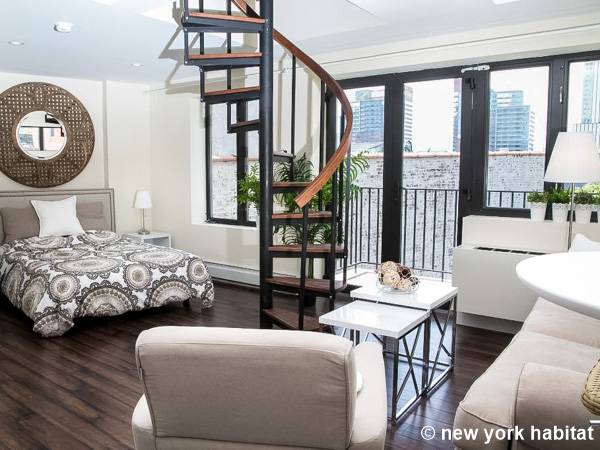 New York Apartment: 2 Bedroom Duplex Apartment Rental in Midtown West ...