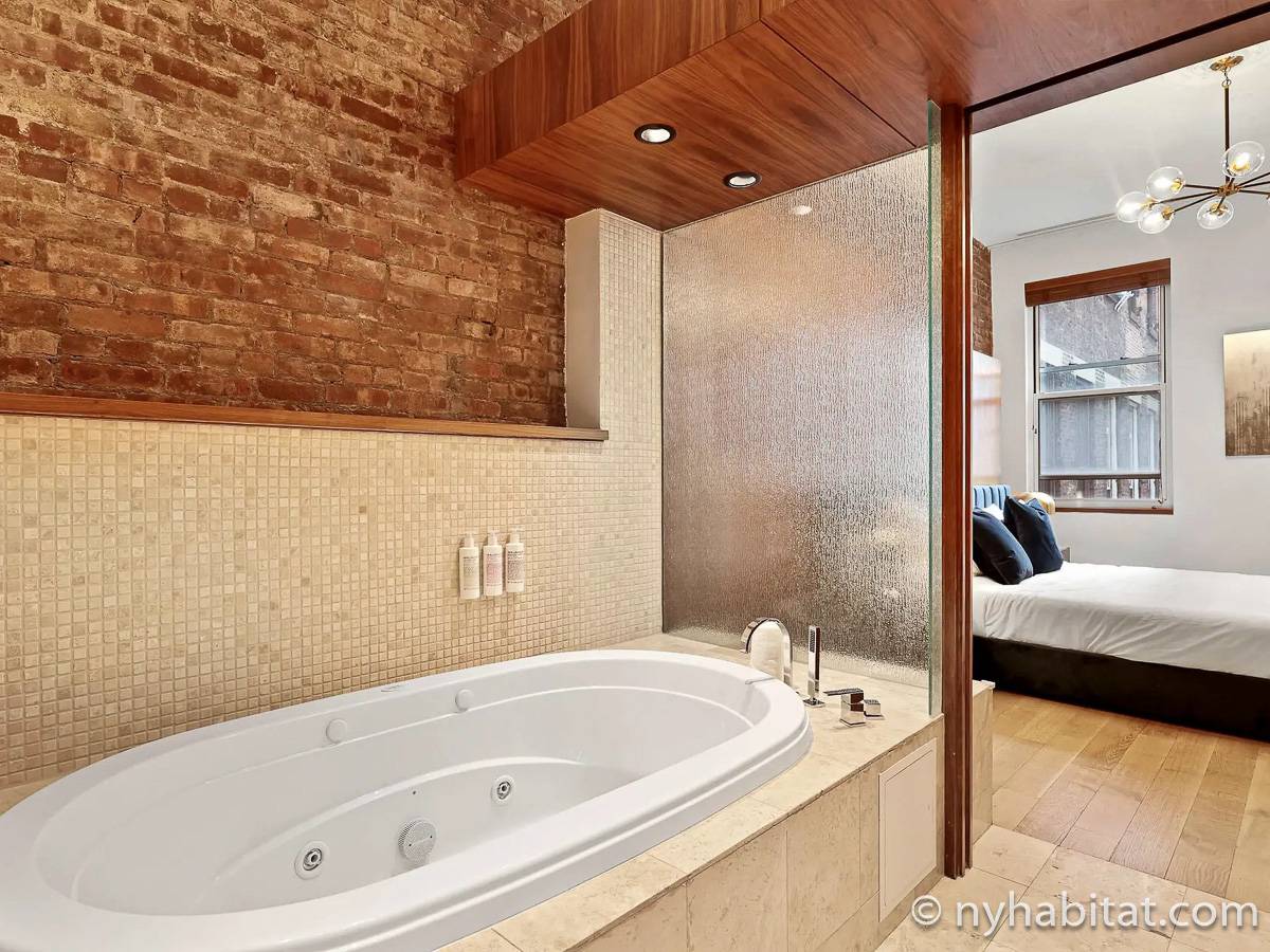 Salle de bain 1 - Photo 2 sur 4