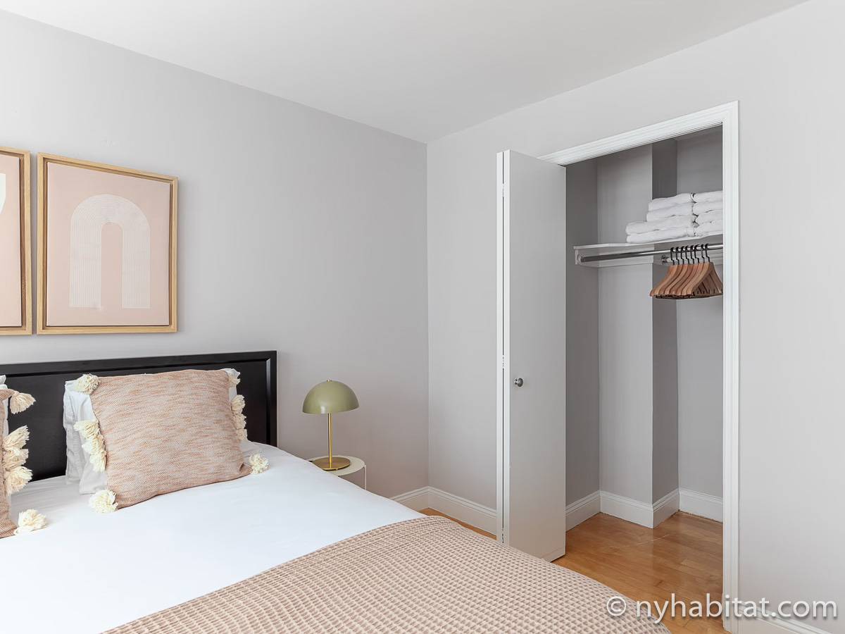 Bedroom - Photo 3 of 3 Bedroom - Photo 3 of 3