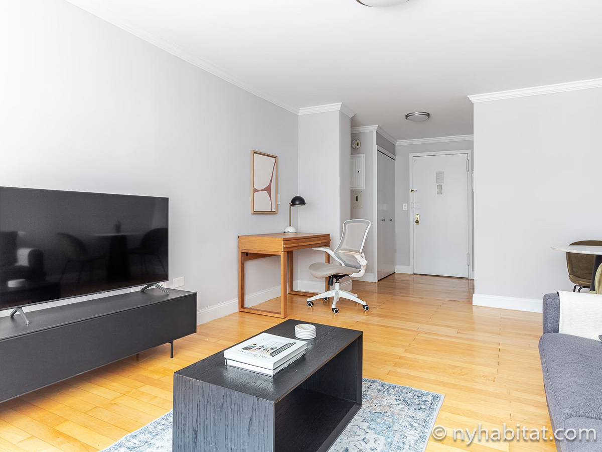 Living room - Photo 4 of 6 Living room - Photo 4 of 6