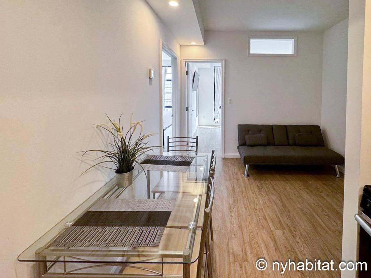 Living room - Photo 2 of 3 Living room - Photo 2 of 3