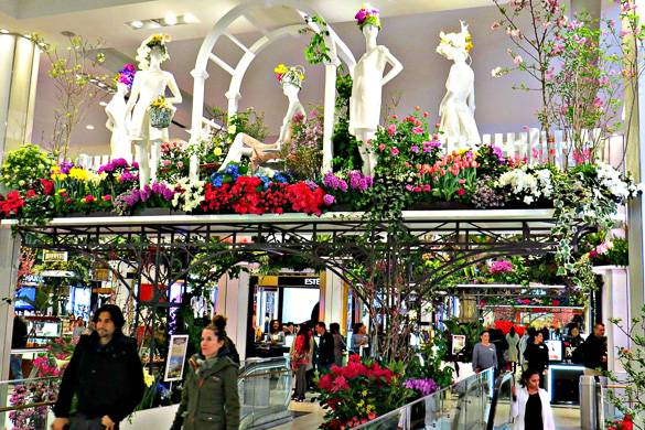 https://www.nyhabitat.com/sp/blog/wp-content/uploads/2018/05/mejores-maneras-disfrutar-primavera-alquiler-apartamento-NYC-Macy%E2%80%99s-Flower-Show-flores-florecimiento.jpg